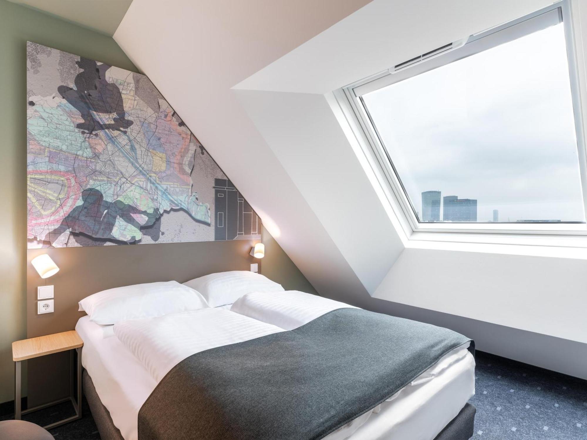 B&B Hotel Wien-St-Marx ภายนอก รูปภาพ